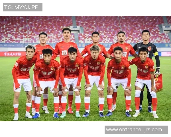 CCTV5直播上海队对决广东队精彩赛事分析与球员表现点评