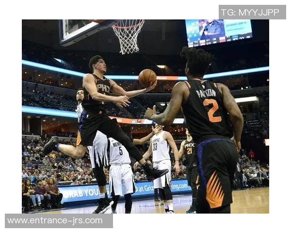 太阳与灰熊精彩对决全场回放分析与精彩瞬间回顾