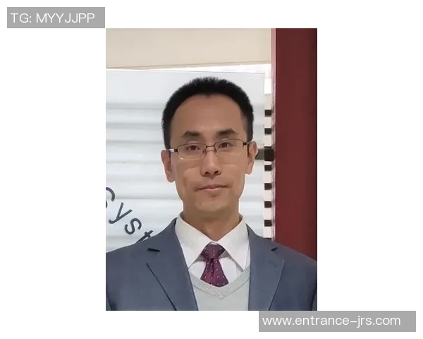 徐昕的成长之路与学术成就探索：从学术新星到教育领军人物的蜕变之旅